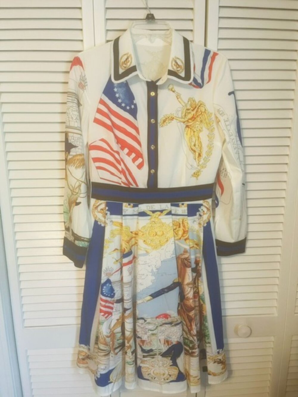 BurryCo Long Sleeve shirt dress with pleated skirt and patriotic print, NWT